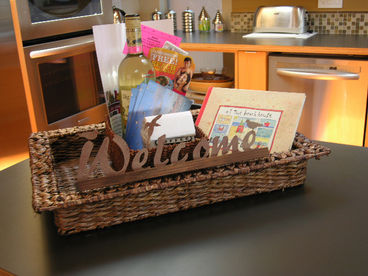 GIFT BASKET