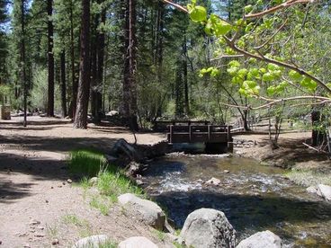 Beautiful New Cabin - Located Between Zion & Bryce Nat'l Park