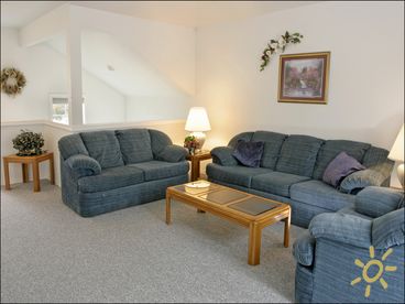 Campbell's Ridge living room