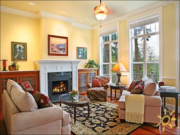 South Whidbey, Freeland, WA, Vacation rentals, Holmes Harbour living room