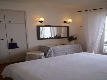 2nd double room with private bathroom and balcony sea view