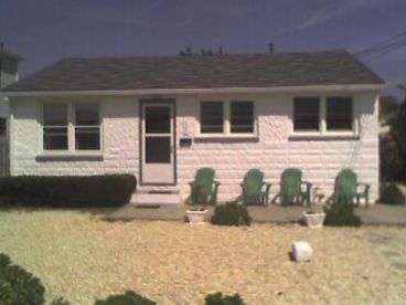 Front House Sleeps 8