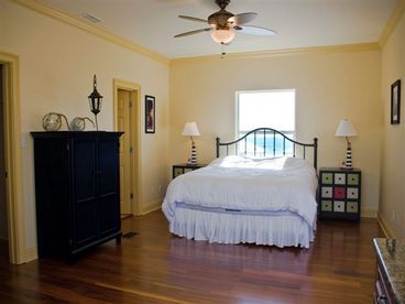 Lilly Pad - Gorgeous 3BR Lake Front House with Gulf Views