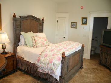 Ocean Queen Bedroom Suite