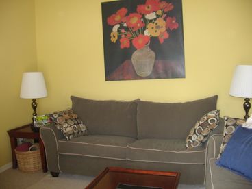 PULL OUT COUCH