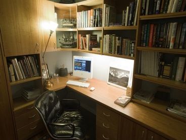 Office/Den/Guest Bedroom