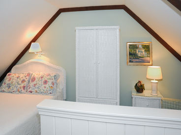 Honey Left Loft