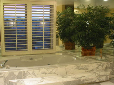 Jacuzzi Tub