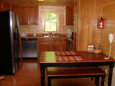 Full Eat-in Kitchen