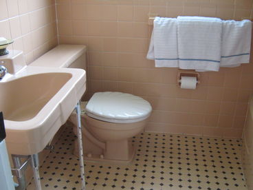 Vintage Bathroom with tub