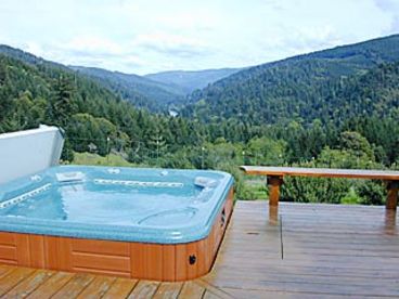 View Rogue Valley View House