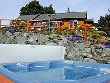 Private Hot Tub Area