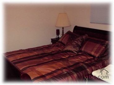 picture of one of the bedroom