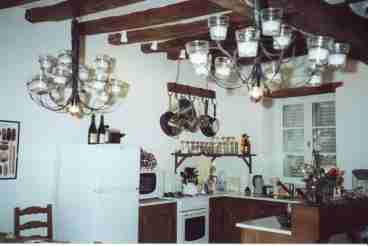 KITCHEN-WORKING AREA