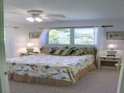 Twin Bedroom