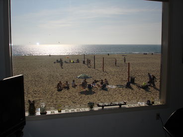 Luxury Ocean Front Home and Guest Suite right on the Beach in Hermosa Beach