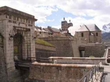 Entrance to fortified Briancon