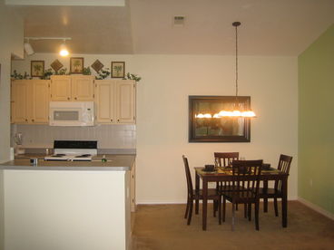 Dining/Kitchen Area