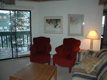 Bright, light and roomy living room!