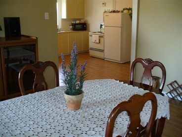Dining/Kitchen