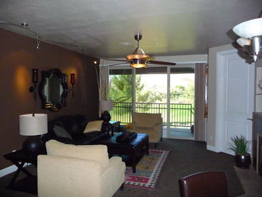 Living room, view to golf course