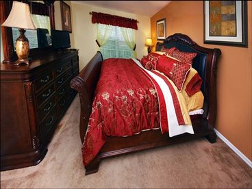 Master Suite-King bed No.2