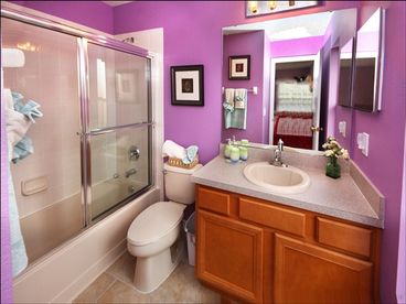 Junior Suite Bath Room