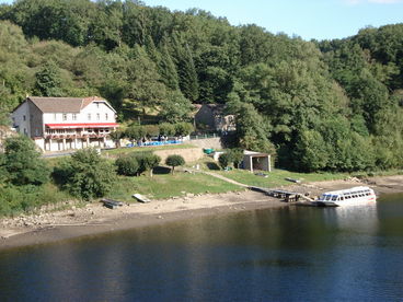 Lake Side Country House