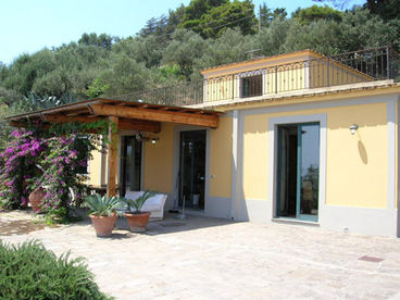 VILLA AMOLU, Quality Villa with Private Pool