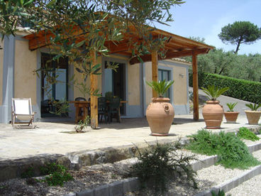 VILLA AMOLU, Quality Villa with Private Pool