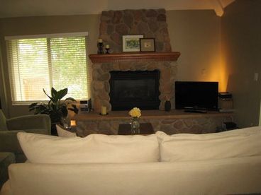 Living Room - Custom Rock Fireplace - HDTV