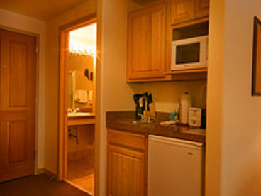 Fully Equipped Kitchenette