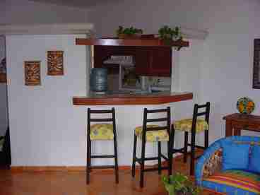 Bar & Kitchen