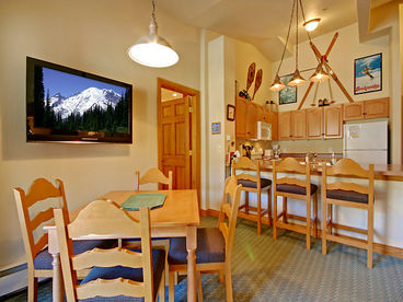 Dining area close to kitchen