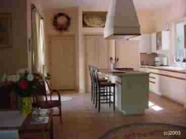Apartment Gourmet Kitchen