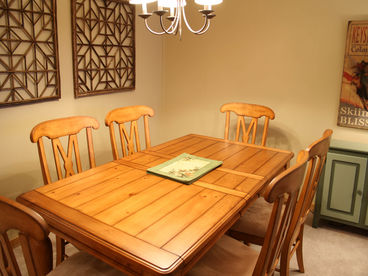 Dining Area for up to Six