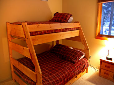 Bunk Room has additional Single Trundle Bed