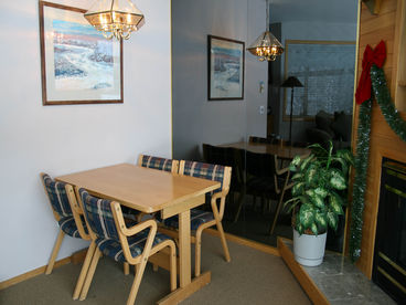 Casual Dining Area