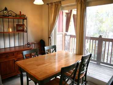 Casual Dining Area