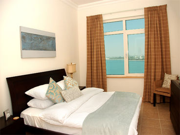 Dubai Self Catering Apartment, 1 Bedroom Palm Beach Front Apartment 