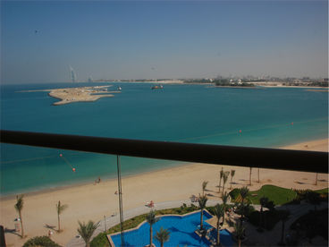 Dubai Self Catering Apartment, 1 Bedroom Palm Beach Front Apartment 