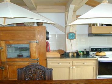 Large Lakefront Cottage and Log Cabin