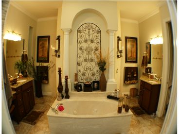 Master Bath with Jacuzzi ,His & Her vanities, walk in shower, 