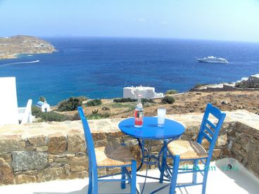 Beachfront villa  Mykonos Island Greece. Sleeps 2-8 people.