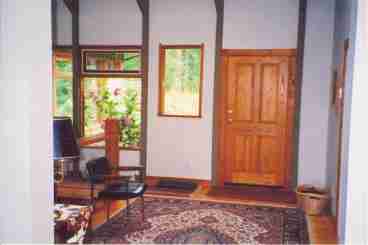 Foyer ... Welcome to Waterfront Wilderness!