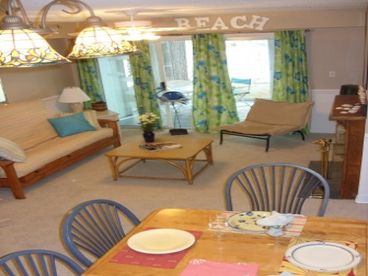 Waterfront Retreat, 5 mins to Beach 