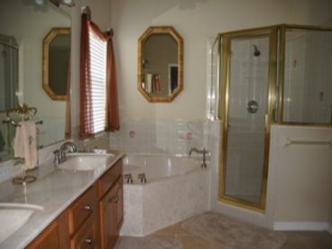 Master bath newly remodeled