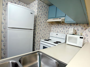 Fully equiped kitchen with new appliances.