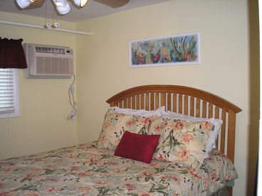 2nd BR w/Queen sized Bed