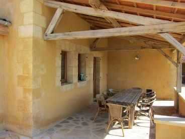 Partly covered terrace
